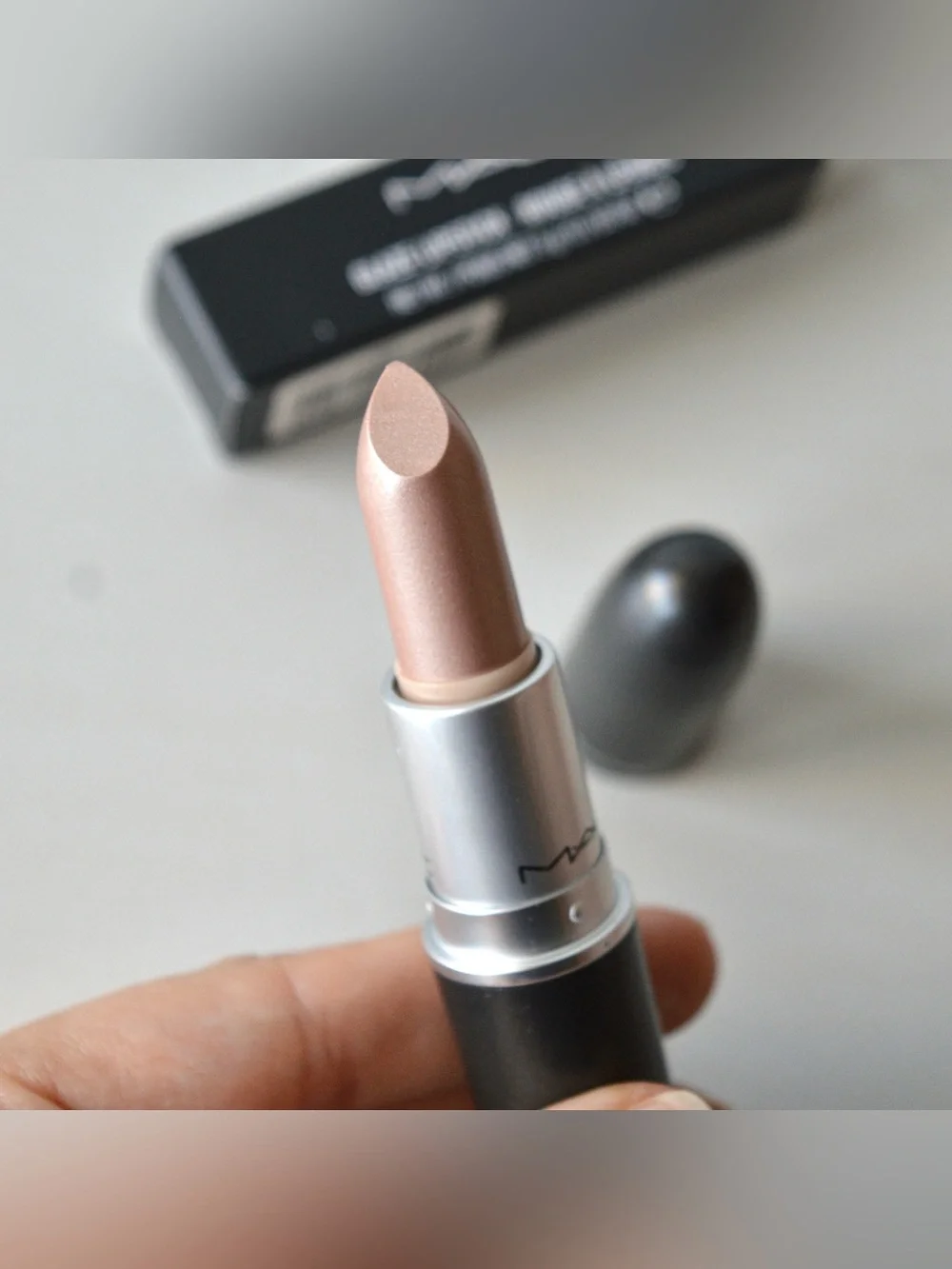 MAC Cosmetics Lipstick *FROU* Limited Edition Extremely Rare BNIB